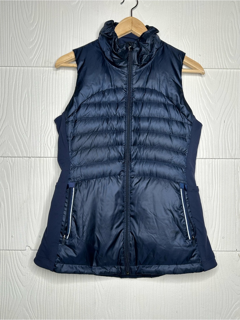 lululemon athletica Navy Quilted Sleeveless Puffer Vest